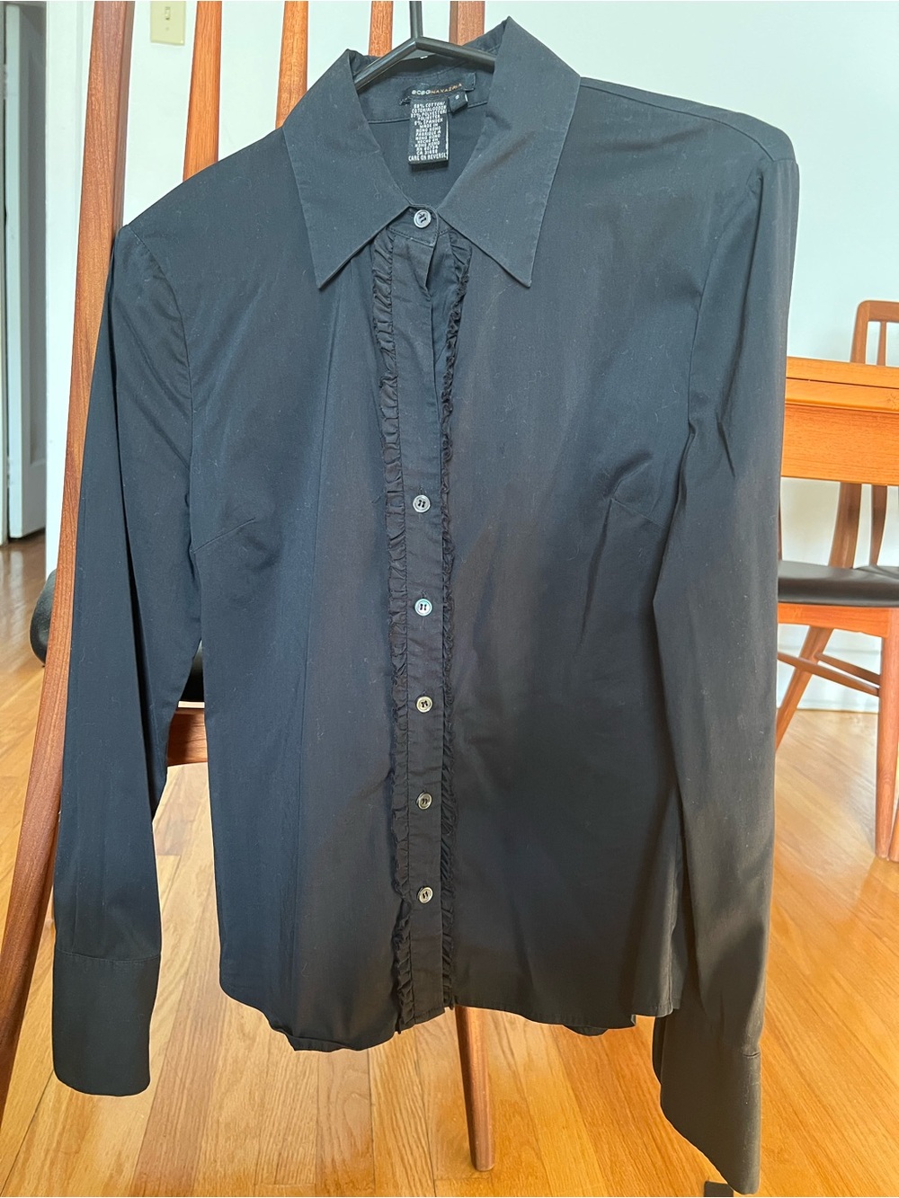 BCBG MAXAZRIA - Ruffle Black Shirt